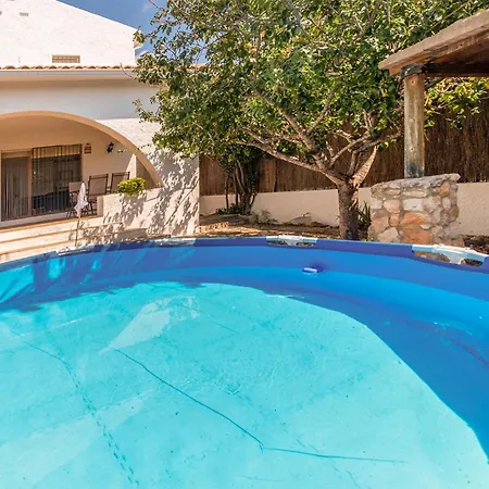 Holiday home Gorgeous In With Kitchen Roda de Bera